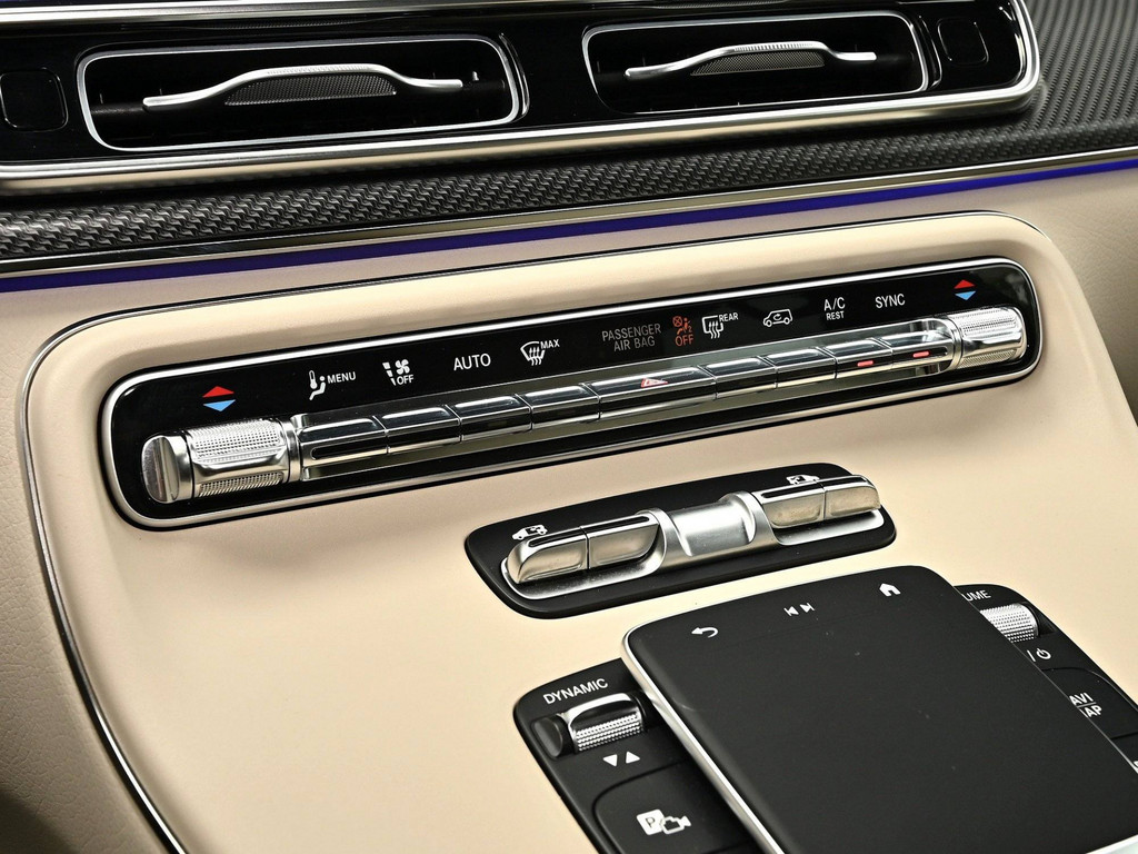 Bild 14 - V 300 d AVANTGARDE AMG Lang
