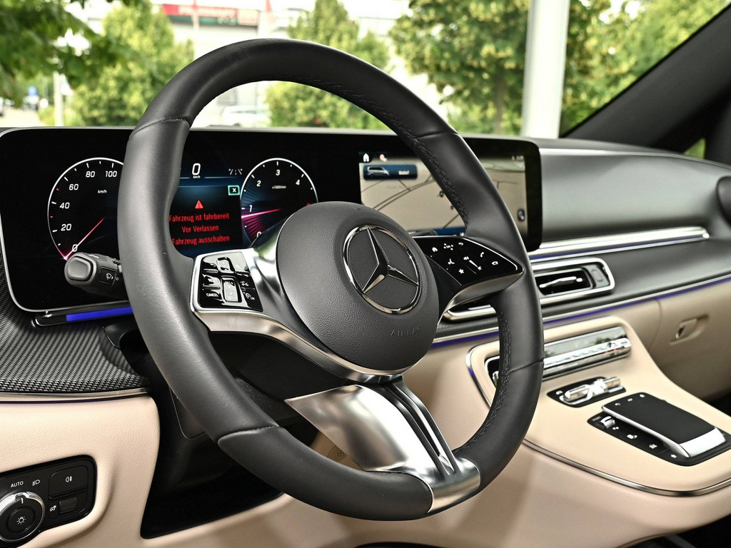 Bild 28 - V 300 d AVANTGARDE AMG Lang