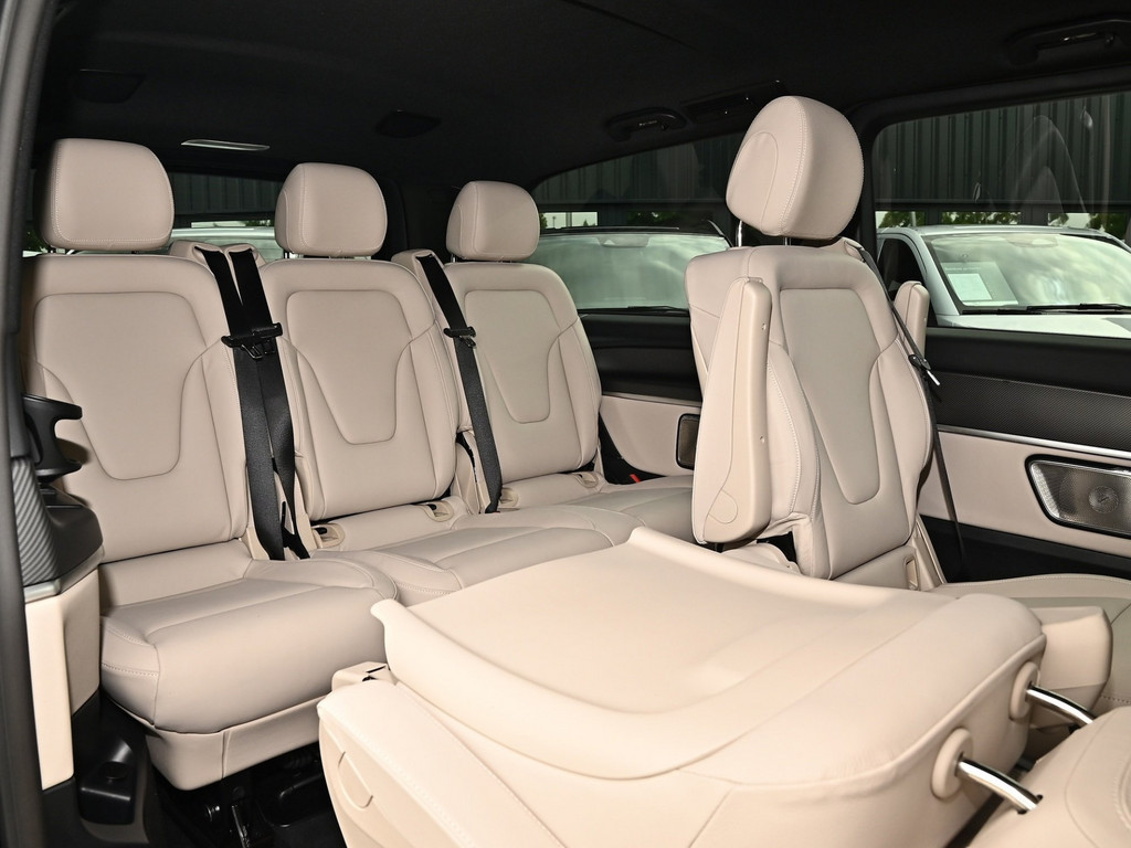 Bild 32 - V 300 d AVANTGARDE AMG Lang