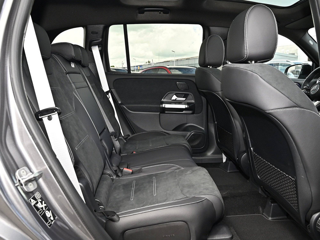 Bild 5 - GLB 200 AMG Line