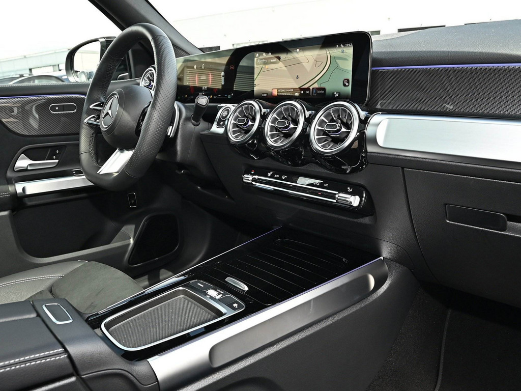 Bild 8 - GLB 200 AMG Line