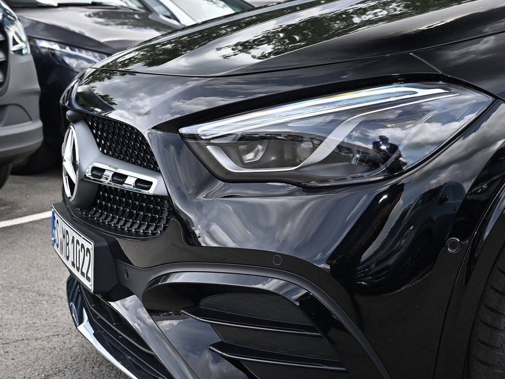 Bild 29 - GLA 200 AMG Line
