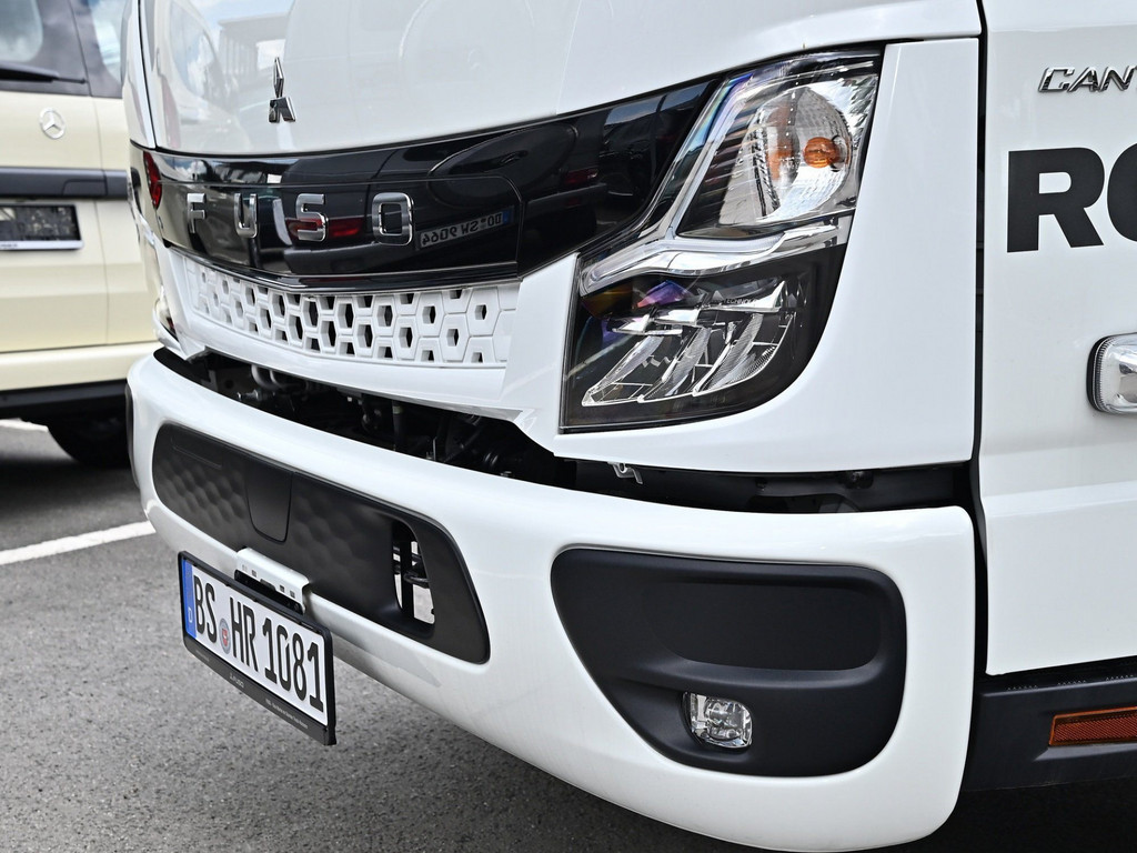 Bild 27 - FUSO Canter 7C18 Scattolini Dreiseitenkipper