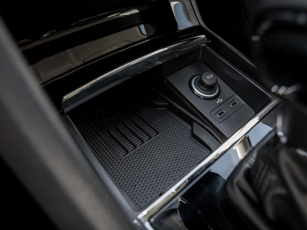 Bild 20 - KAROQ TOUR 1.5 TSI DSG AHK Kam. Navi Virtual ACC