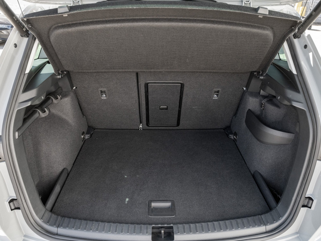 Bild 30 - KAROQ TOUR 1.5 TSI DSG AHK Kam. Navi Virtual ACC