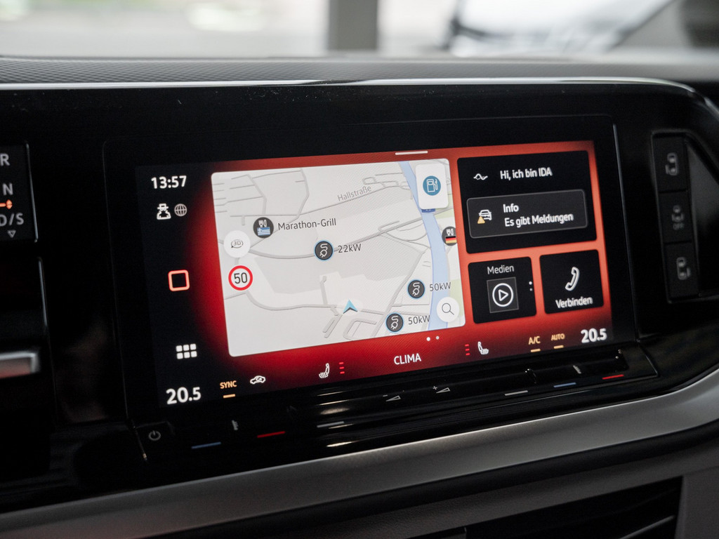 Bild 13 - T7 Multivan 2.0 TSI Style NaviPro IQLight AHK Kam