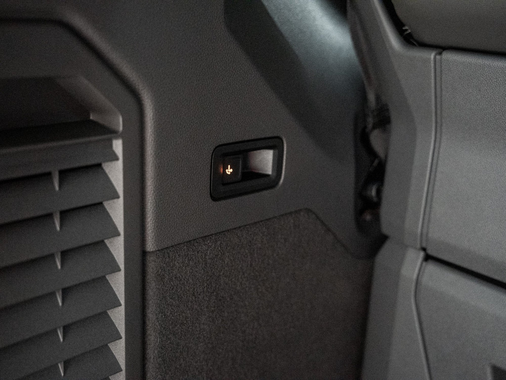 Bild 29 - T7 Multivan 2.0 TSI Style NaviPro IQLight AHK Kam