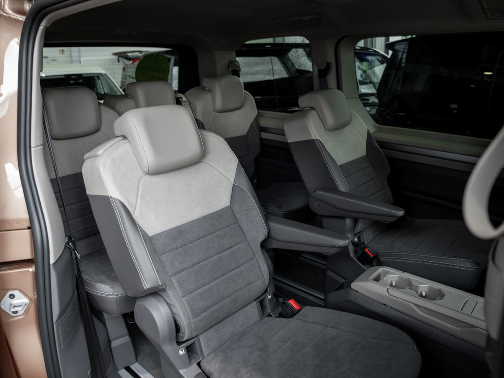 Bild 30 - T7 Multivan 2.0 TSI Style NaviPro IQLight AHK Kam