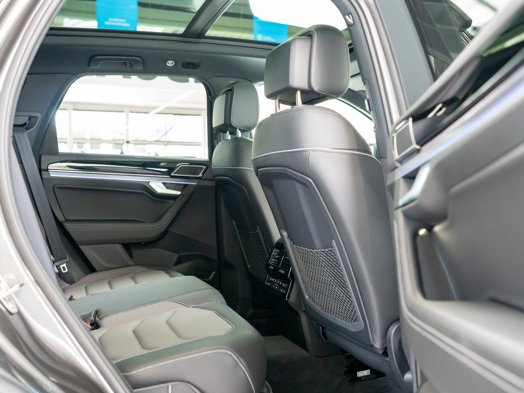 Bild 4 - Touareg R-Line 3,0 l V6 TDI 4MOTION Tiptronic