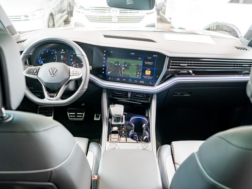 Bild 9 - Touareg R-Line 3,0 l V6 TDI 4MOTION Tiptronic