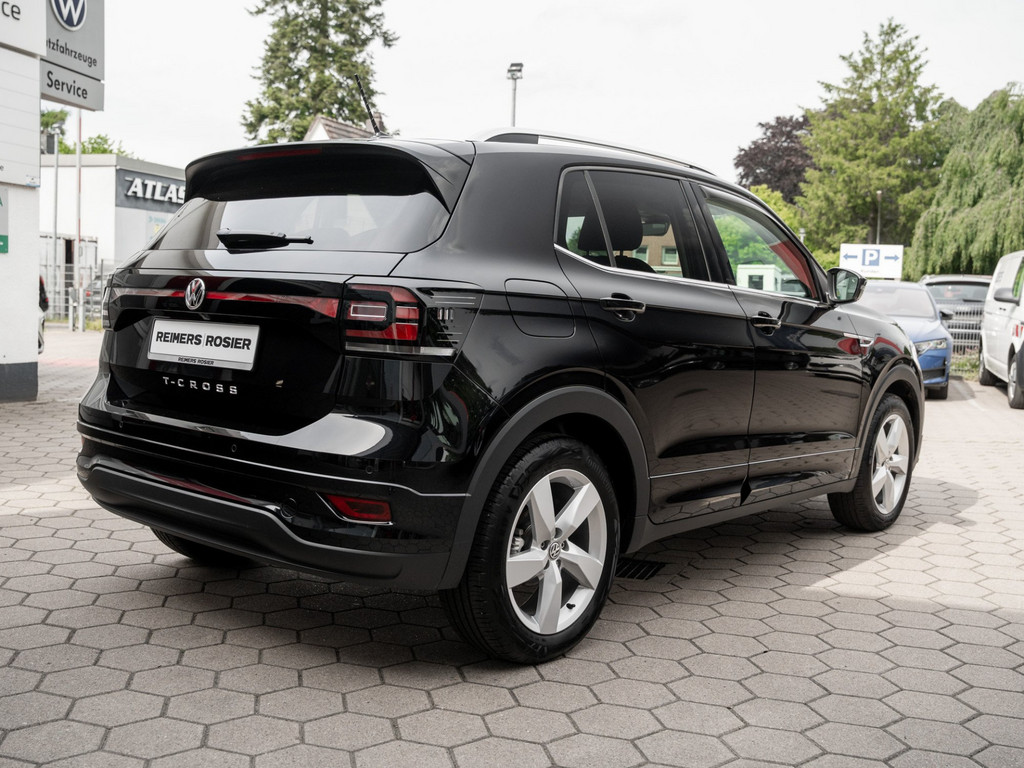 Bild 5 - T-Cross R-Line Kam. Navi Virtual ACC DynLicht