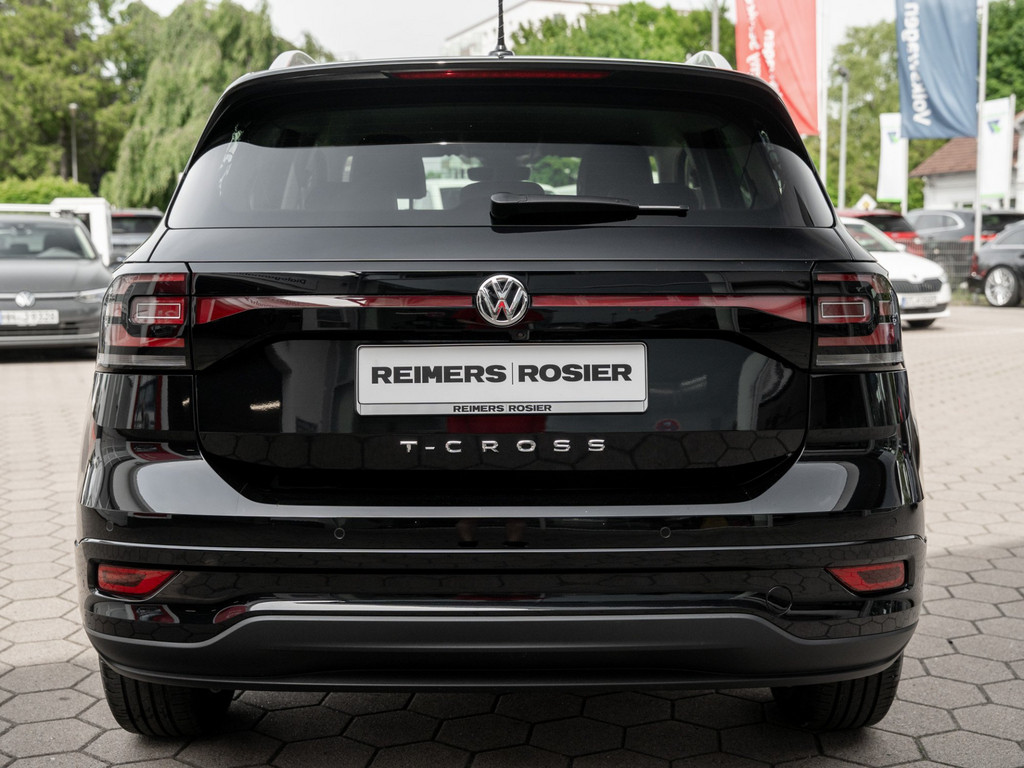 Bild 6 - T-Cross R-Line Kam. Navi Virtual ACC DynLicht