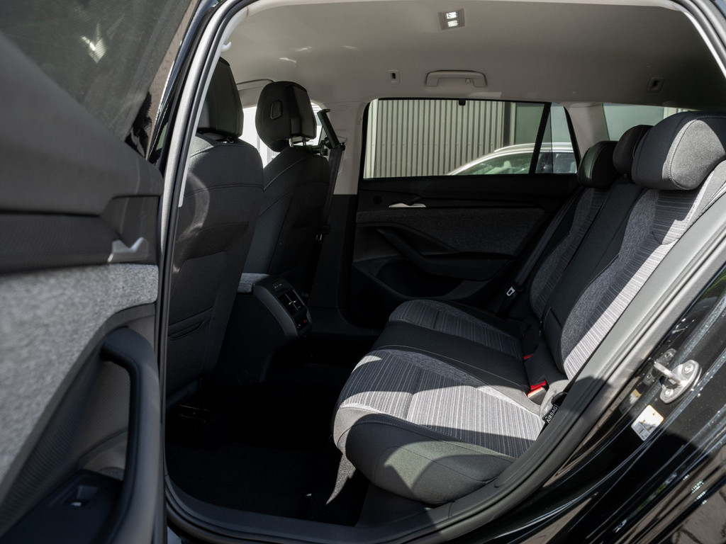 Bild 10 - Superb Combi Selection 1.5 TSI DSG AHK Kam.