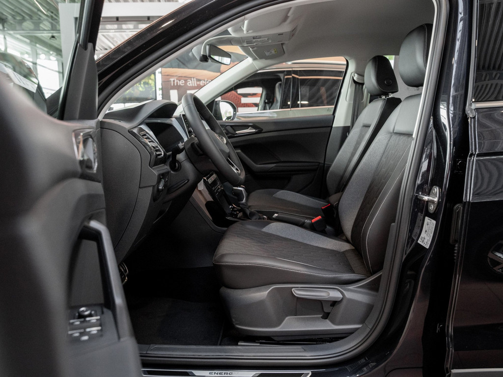 Bild 8 - T-Cross ENERGY 1.0 l TSI DSG Kam. Navi ACC