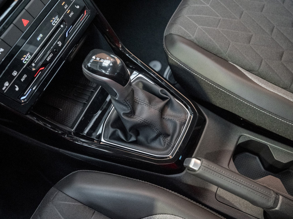 Bild 21 - T-Cross ENERGY 1.0 l TSI DSG Kam. Navi ACC