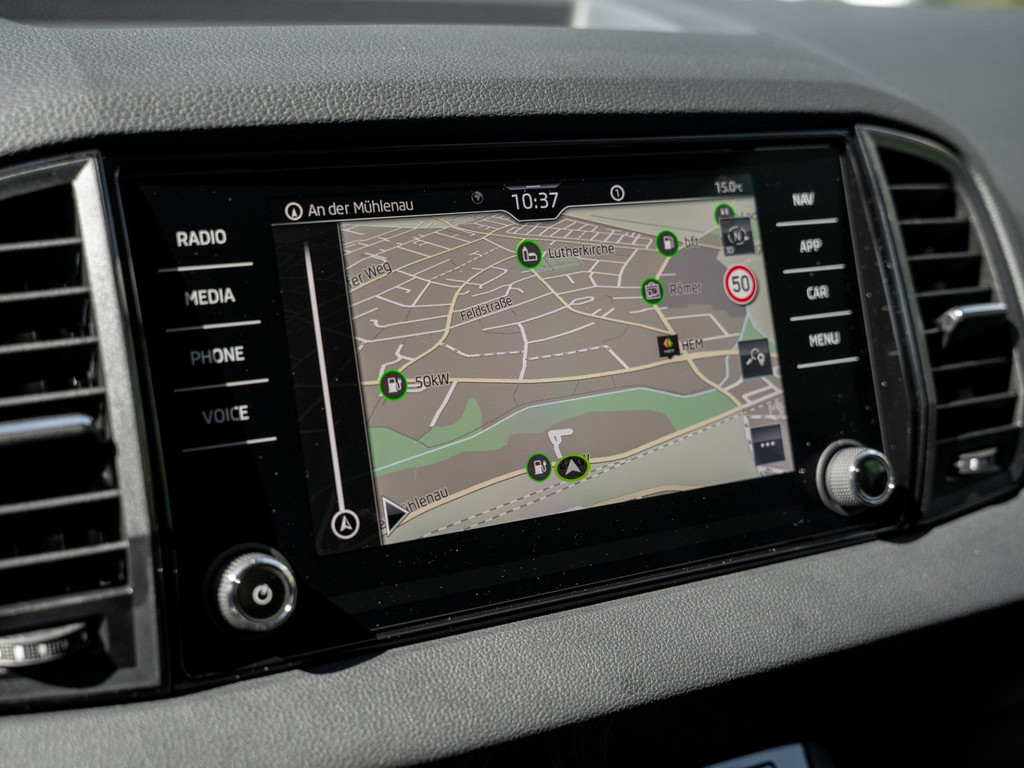 Bild 16 - Karoq Tour 1.5 TSI AHK Navi Virtual ACC