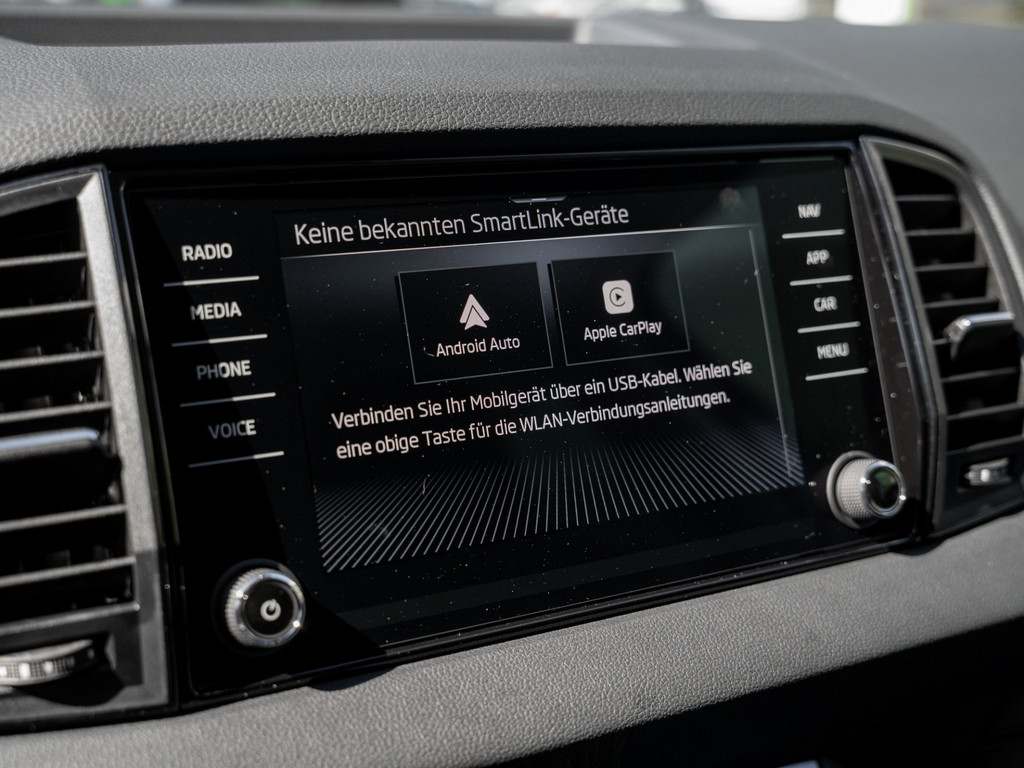 Bild 17 - Karoq Tour 1.5 TSI AHK Navi Virtual ACC