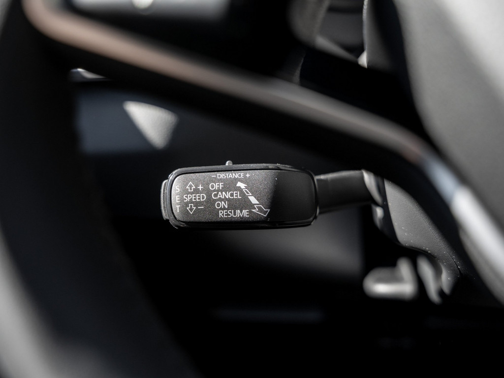 Bild 25 - Karoq Tour 1.5 TSI AHK Navi Virtual ACC