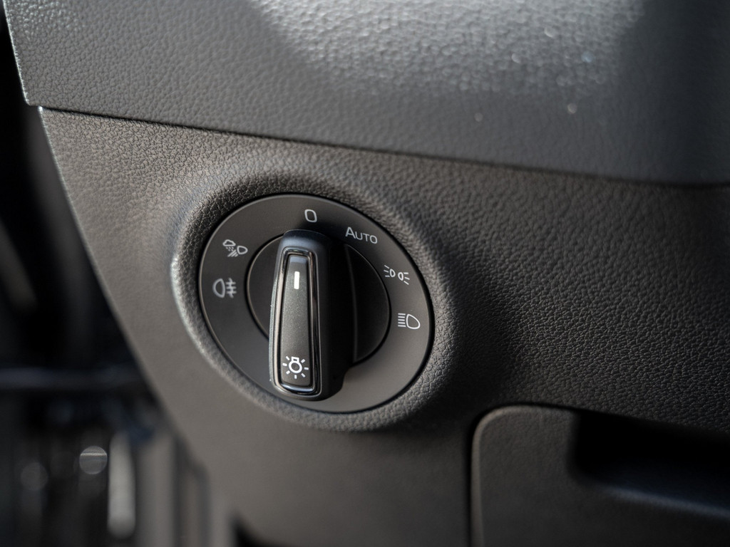 Bild 27 - Karoq Tour 1.5 TSI AHK Navi Virtual ACC