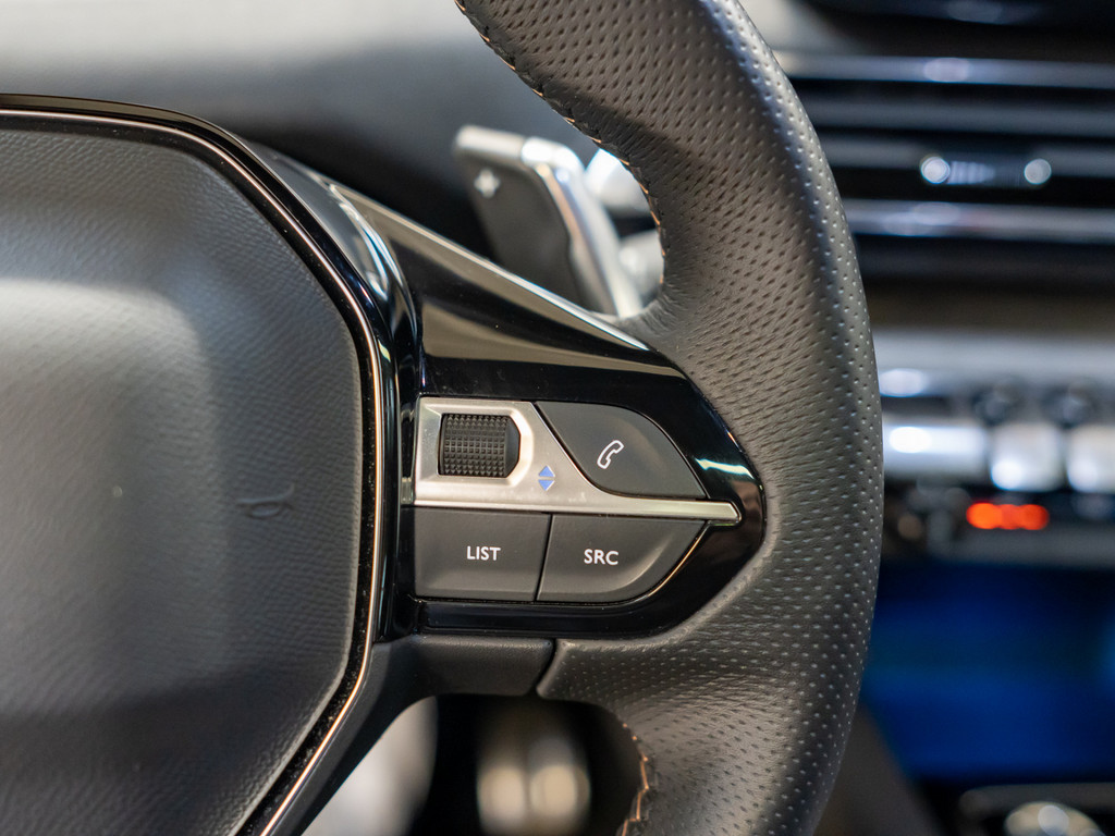 Bild 15 - 3008 GT HYBRID 136 e-DSC6
