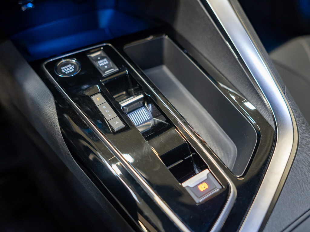 Bild 12 - 3008 GT HYBRID 136 e-DSC6