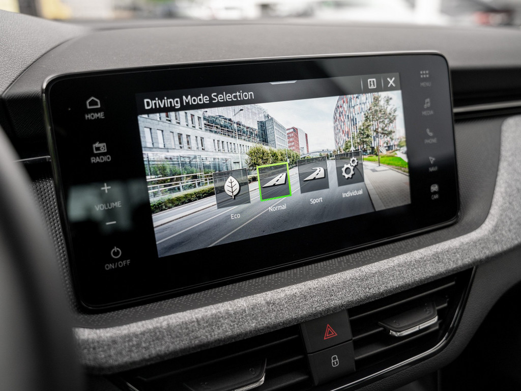 Bild 16 - KAMIQ TOUR 1.0 TSI DSG Kam. Navi Virtual ACC LED