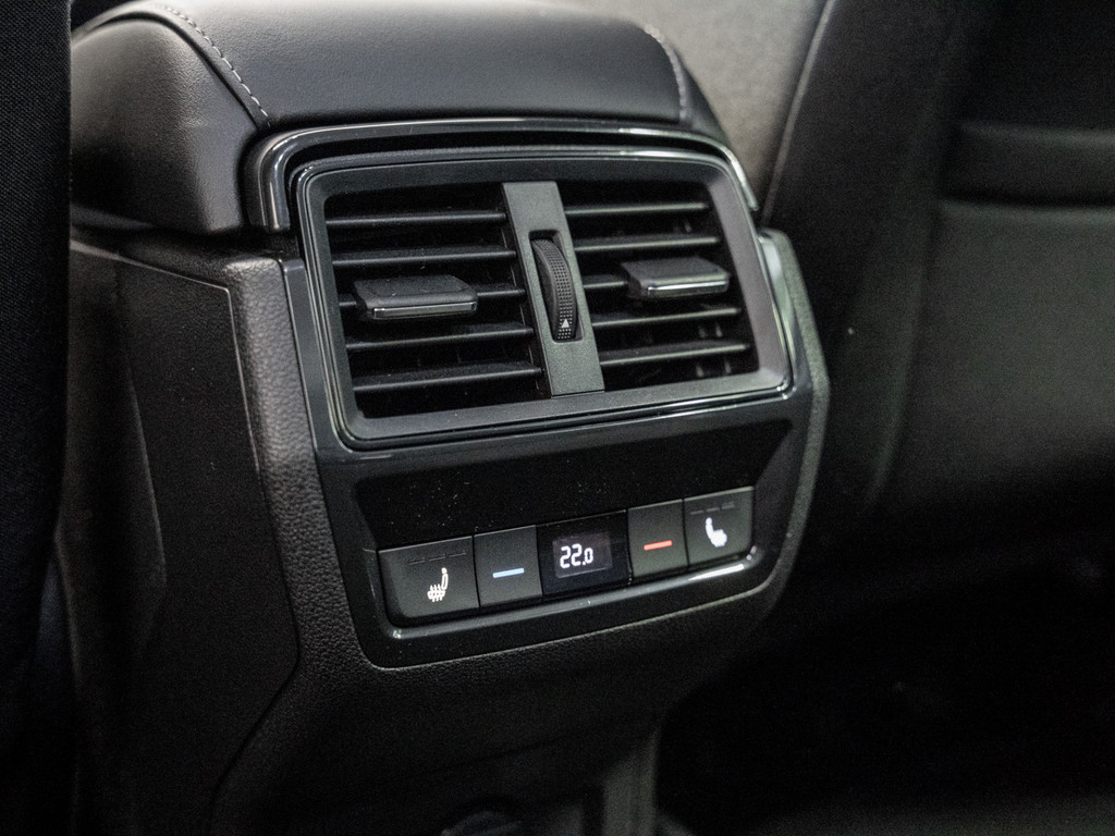 Bild 12 - Karoq Balance 1.5 TSI DSG DCC AHK Navi Sportp.