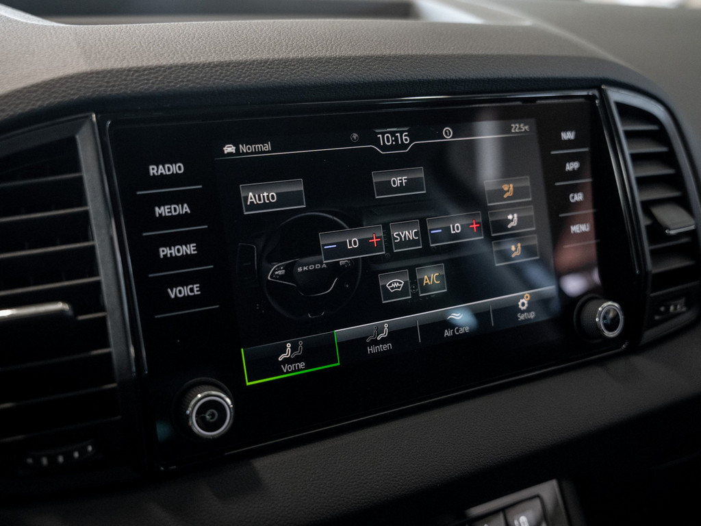 Bild 19 - Karoq Balance 1.5 TSI DSG DCC AHK Navi Sportp.