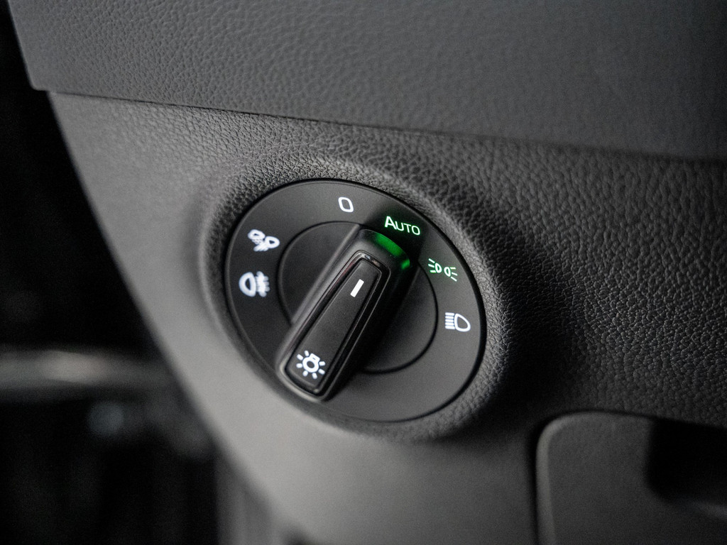Bild 29 - Karoq Balance 1.5 TSI DSG DCC AHK Navi Sportp.