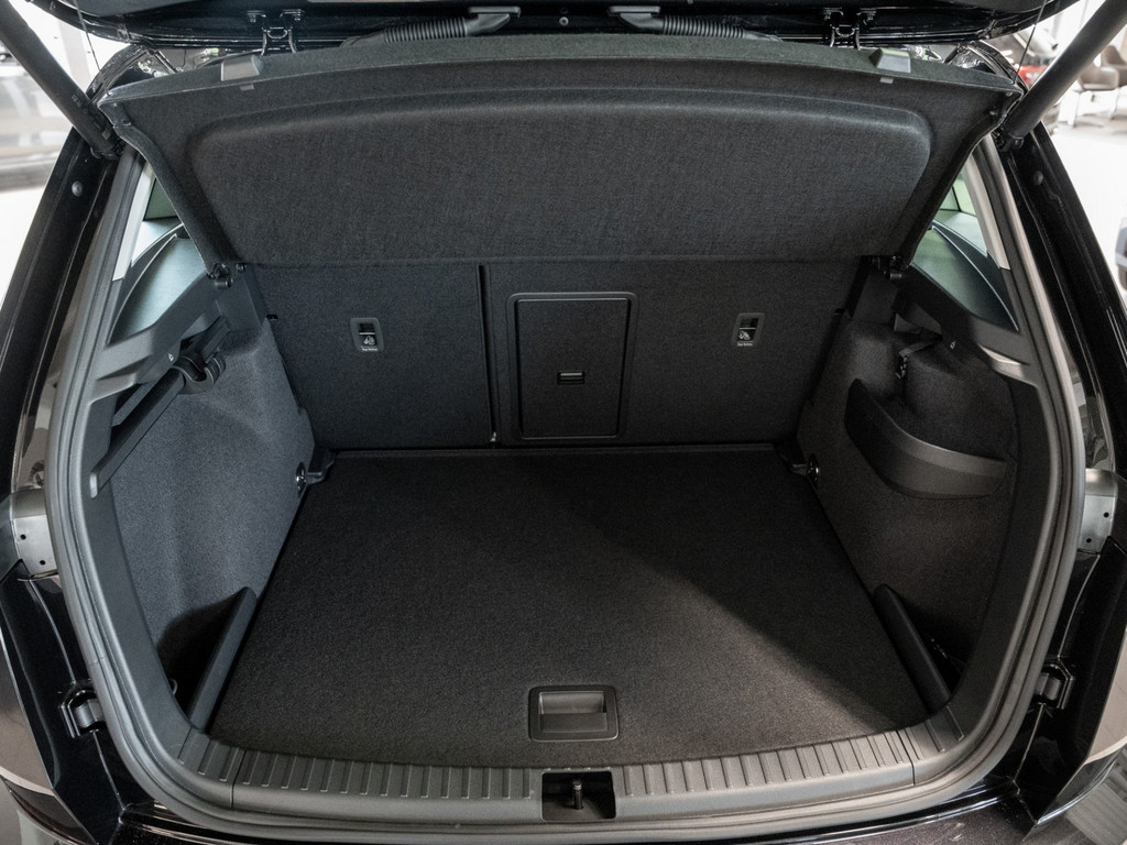 Bild 32 - Karoq Balance 1.5 TSI DSG DCC AHK Navi Sportp.