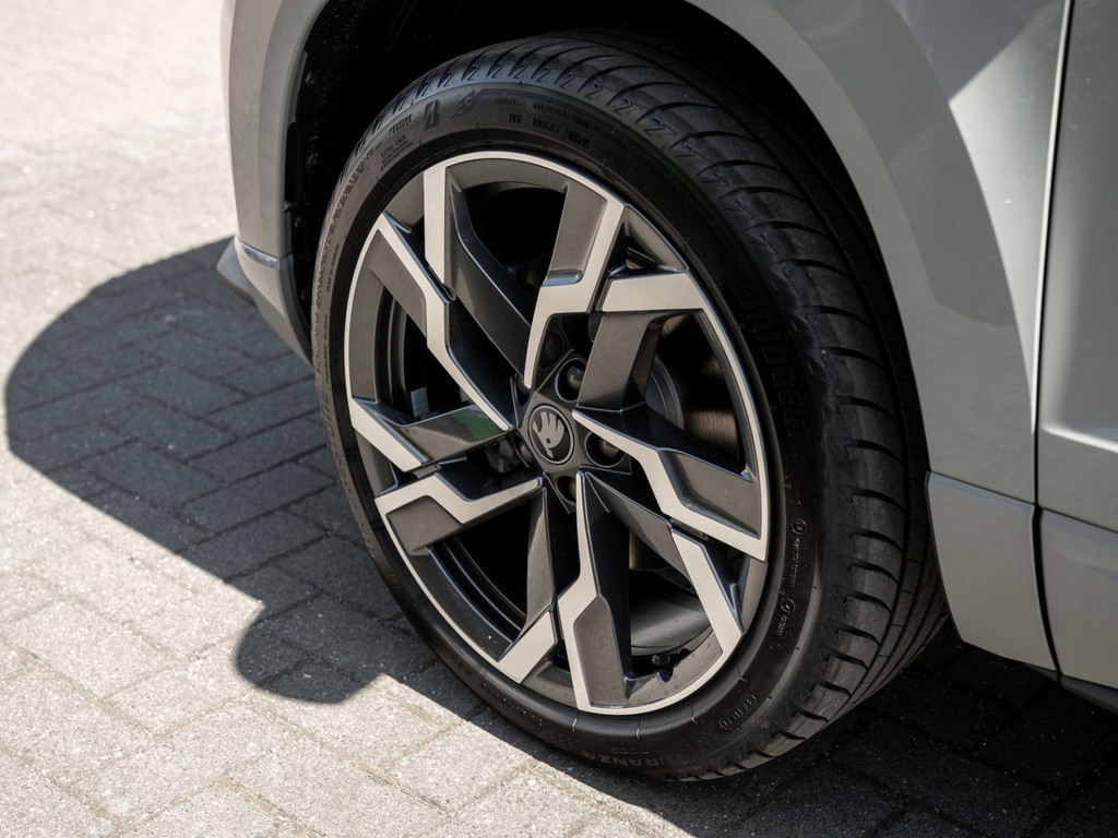 Bild 8 - Karoq Sportline 2.0 TSI DSG 4x4 DCC AHK Kam. Navi
