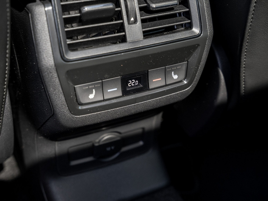 Bild 12 - Karoq Sportline 2.0 TSI DSG 4x4 DCC AHK Kam. Navi