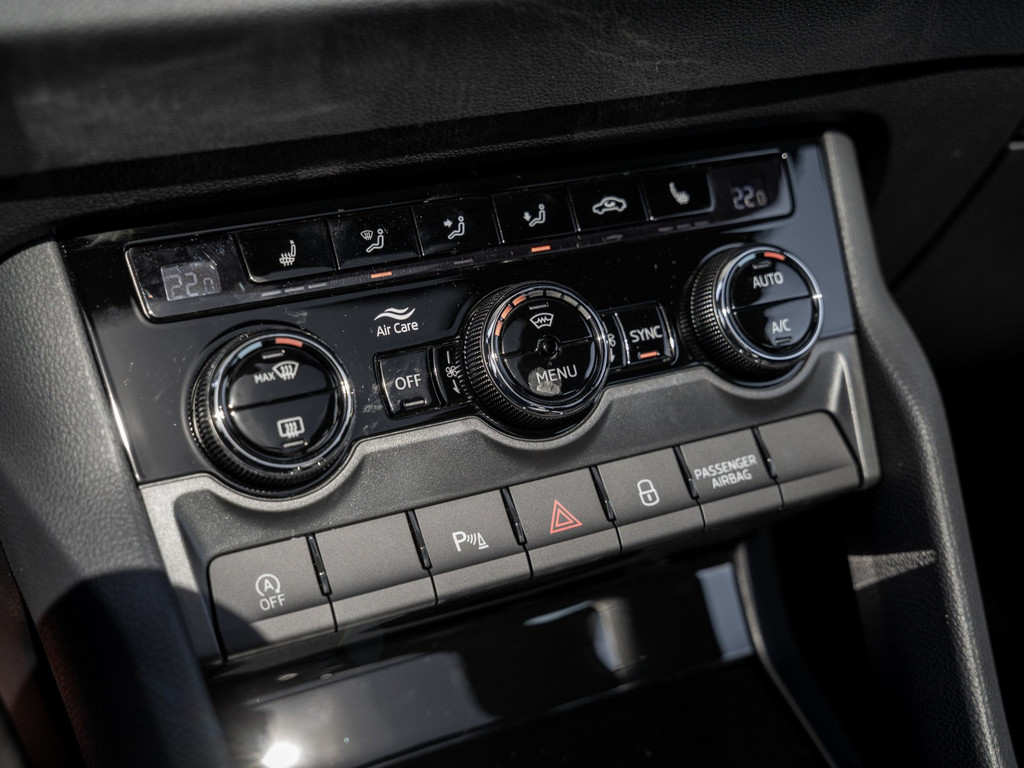 Bild 22 - Karoq Sportline 2.0 TSI DSG 4x4 DCC AHK Kam. Navi