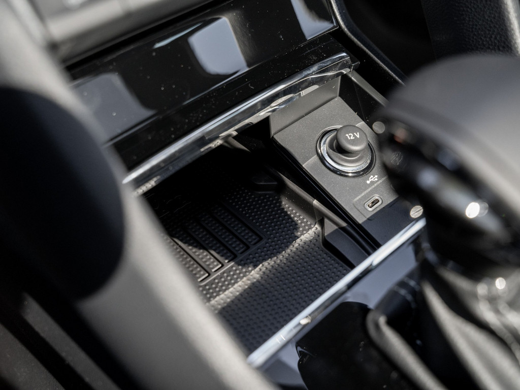 Bild 23 - Karoq Sportline 2.0 TSI DSG 4x4 DCC AHK Kam. Navi