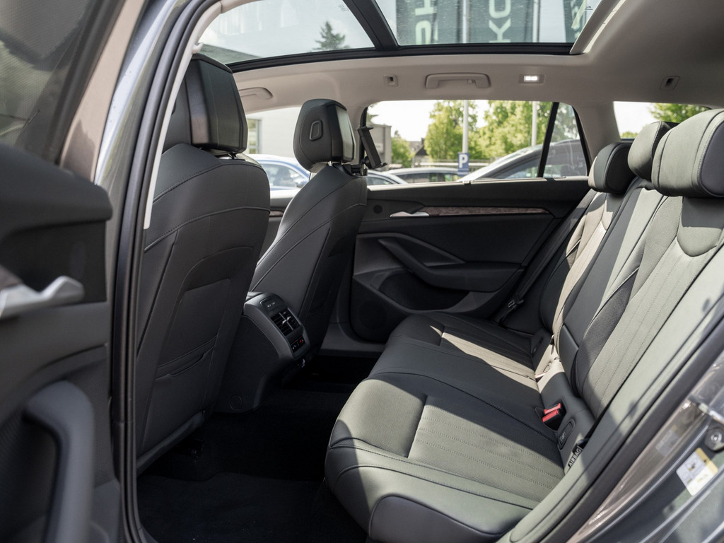 Bild 10 - Superb Combi L&K 2.0 TDI DSG 4x4 DCC AHK Navi