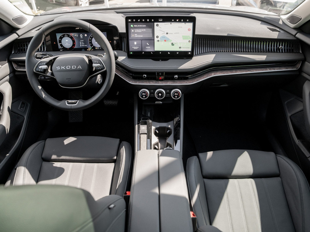 Bild 12 - Superb Combi L&K 2.0 TDI DSG 4x4 DCC AHK Navi