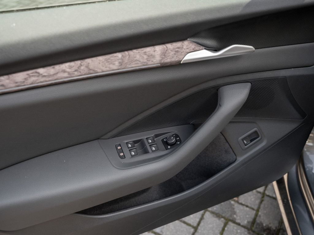 Bild 31 - Superb Combi L&K 2.0 TDI DSG 4x4 DCC AHK Navi