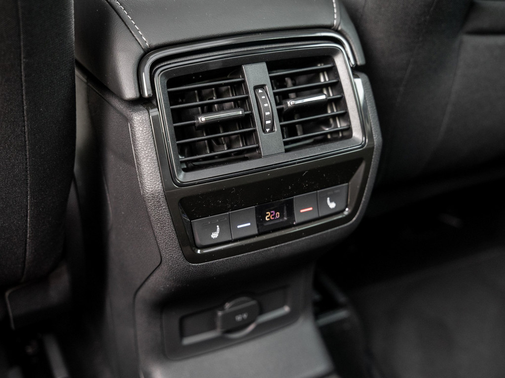 Bild 12 - Karoq Balance 1.5 TSI DSG DCC AHK Kam. Navi Pano