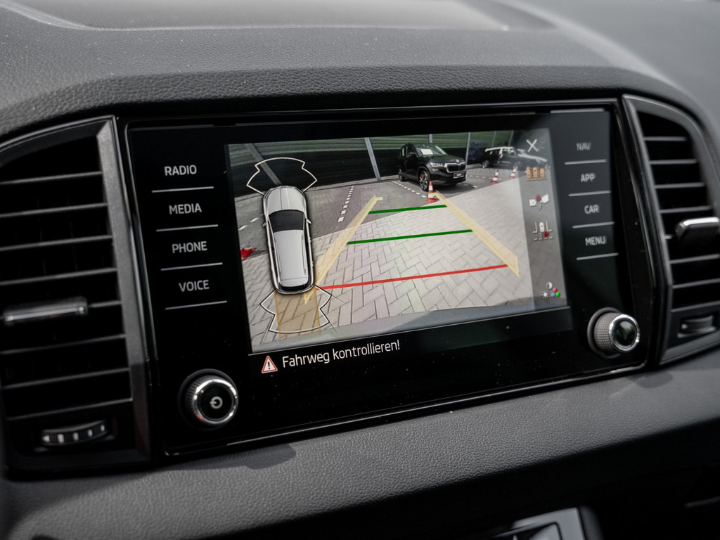 Bild 17 - Karoq Balance 1.5 TSI DSG DCC AHK Kam. Navi Pano