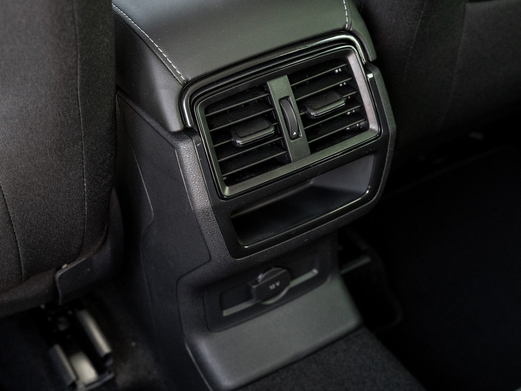Bild 11 - Karoq Balance 1.0 TSI AHK Kam. Navi Virtual ACC