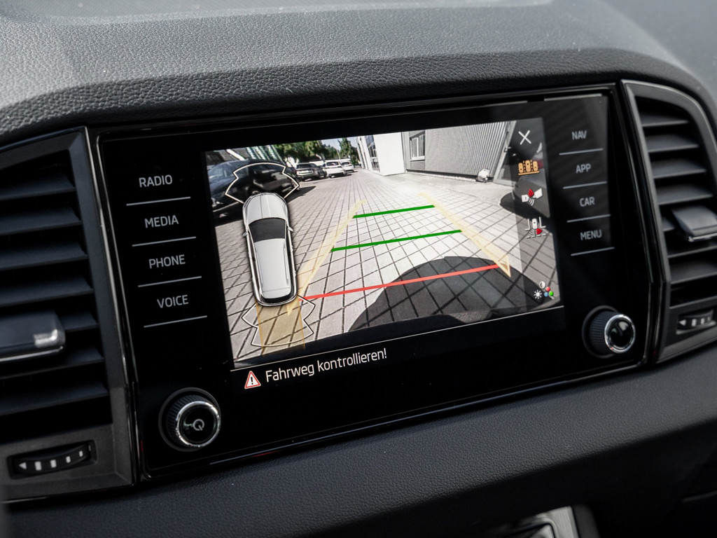 Bild 15 - Karoq Balance 1.0 TSI AHK Kam. Navi Virtual ACC
