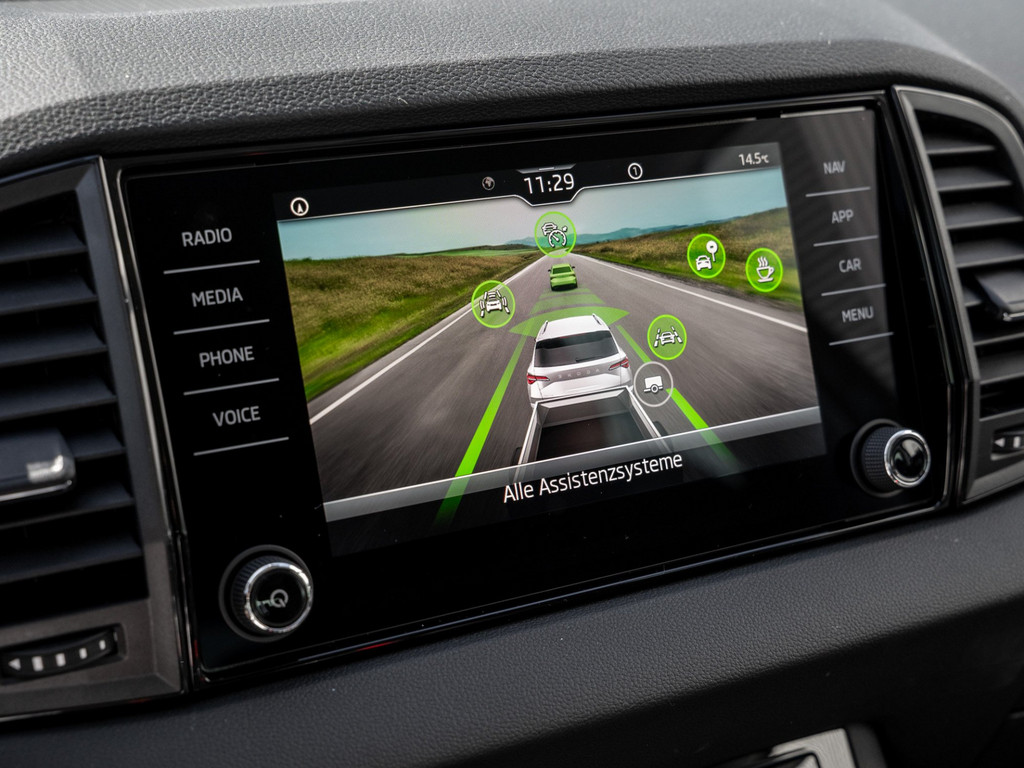 Bild 17 - Karoq Balance 1.0 TSI AHK Kam. Navi Virtual ACC
