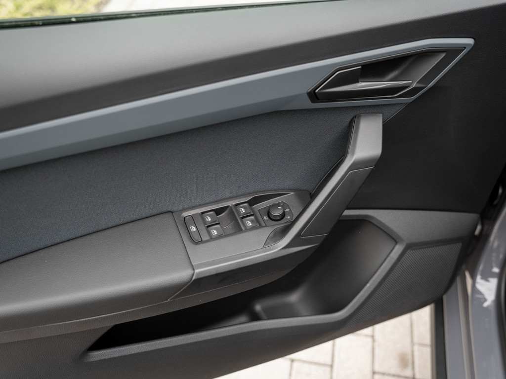 Bild 23 - Arona 1.0 TSI 85 kW Style Kam. Navi Virtual ACC