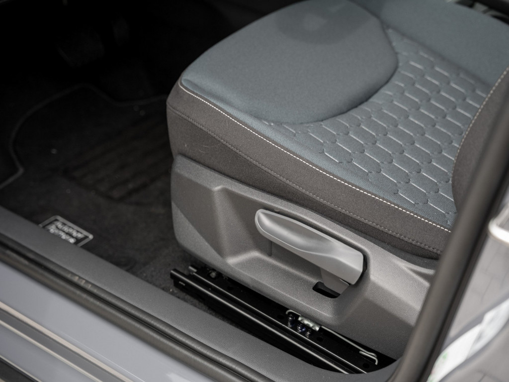 Bild 24 - Arona 1.0 TSI 85 kW Style Kam. Navi Virtual ACC