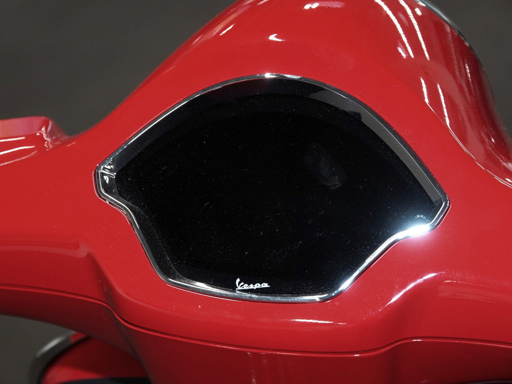 Bild 8 - Primavera RED 125 RST E5 +