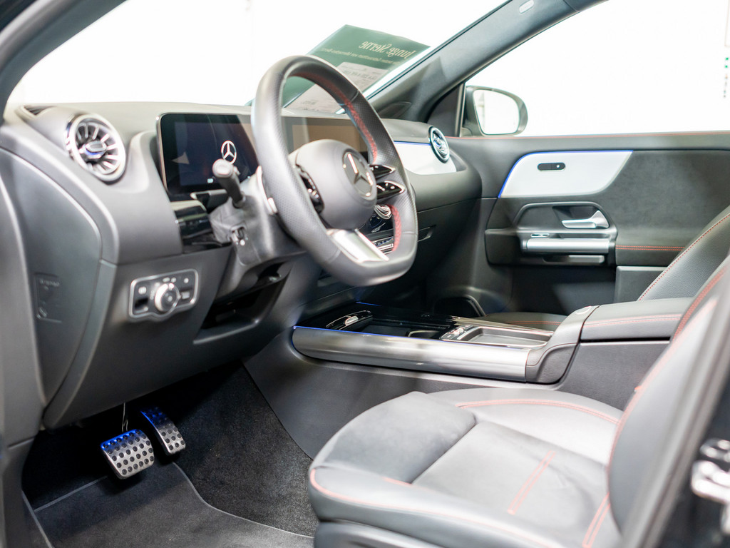 Bild 17 - GLA 220 d 4M AMG Sport Premium