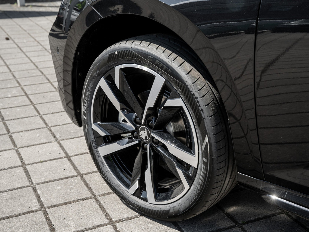 Bild 8 - Kamiq Monte Carlo 1.0 TSI DSG Pano AHK Navi ACC