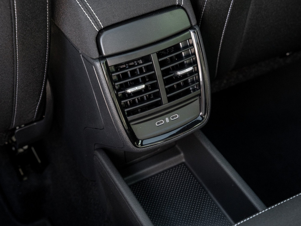 Bild 11 - Kamiq Monte Carlo 1.0 TSI DSG Pano AHK Navi ACC