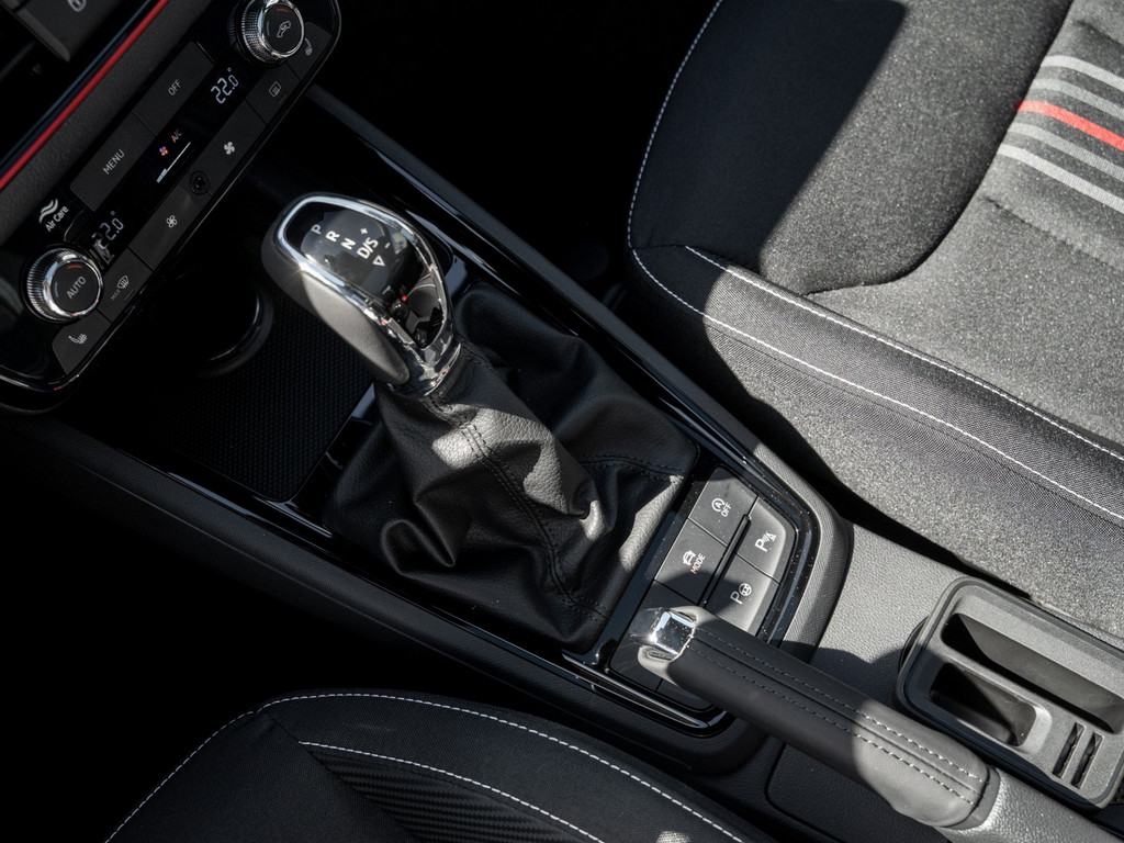 Bild 24 - Kamiq Monte Carlo 1.0 TSI DSG Pano AHK Navi ACC