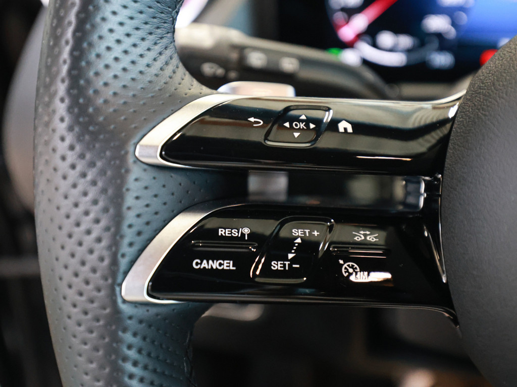Bild 20 - GLA 220 4M AMG Sport Advanced +